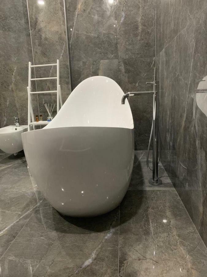 Julius Hotel Голем Екстериор снимка